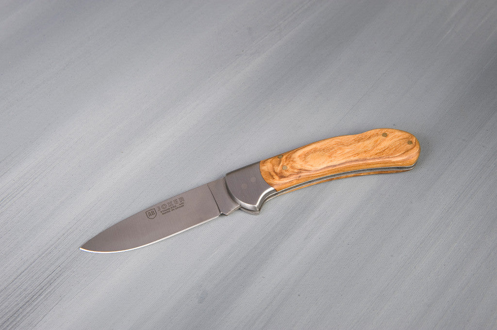 Joker NO47, knife